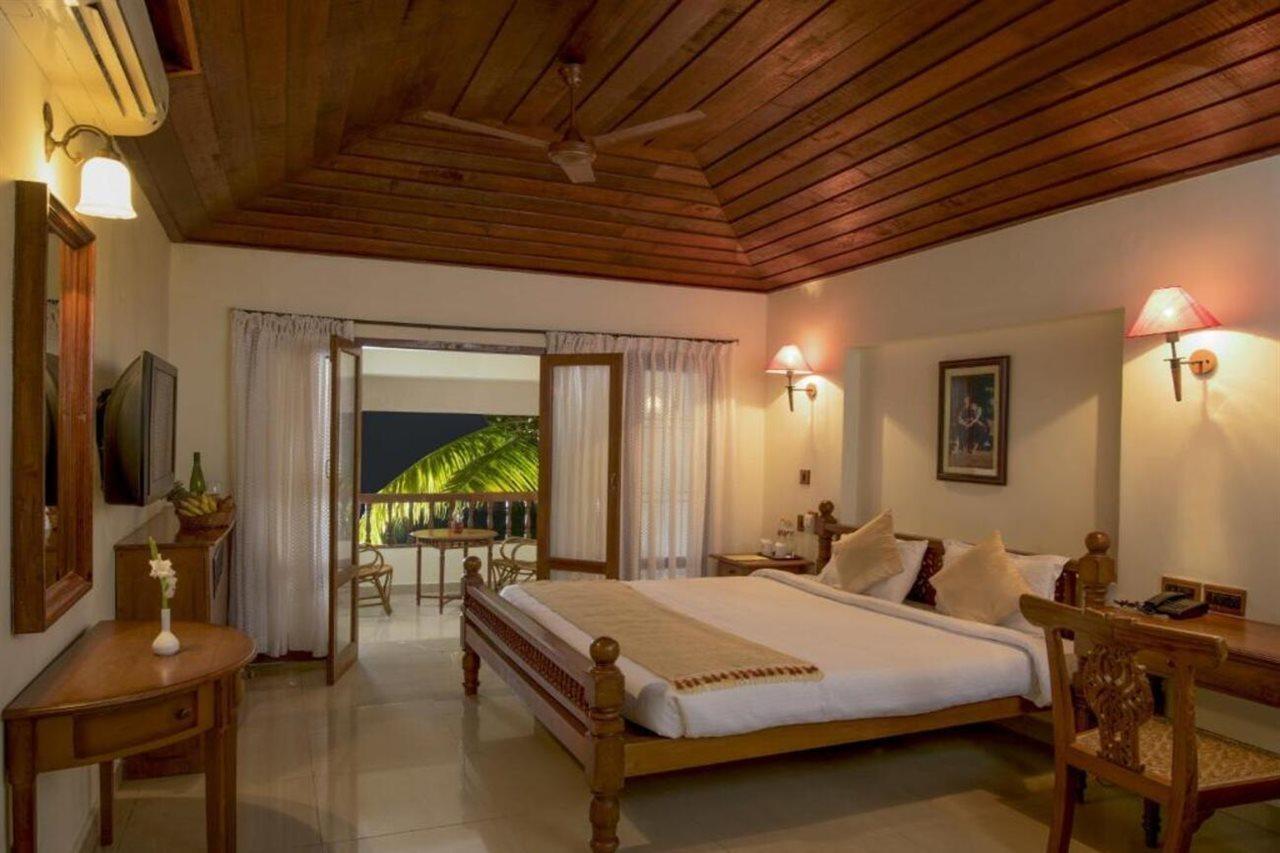 Isola Di Cocco Ayurvedic Beach Resort Poovar Ngoại thất bức ảnh
