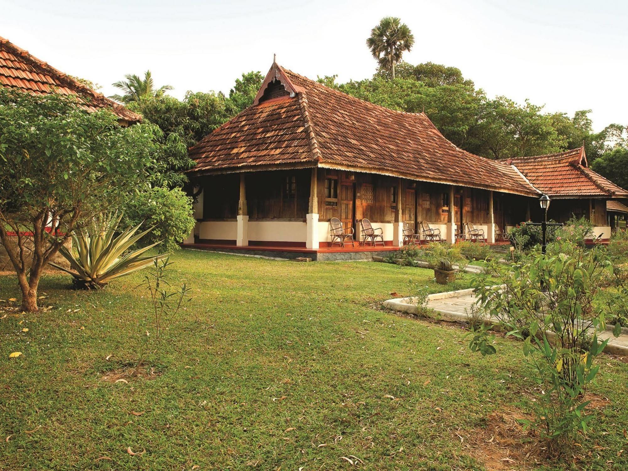 Isola Di Cocco Ayurvedic Beach Resort Poovar Ngoại thất bức ảnh